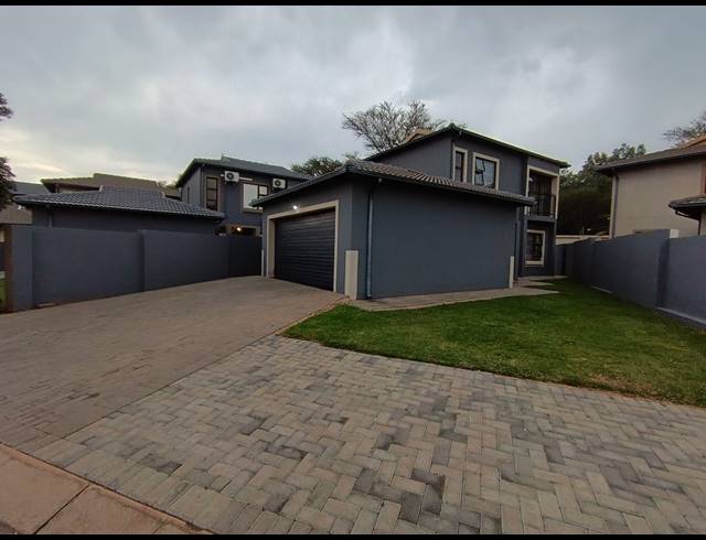 3 BEDROOM HOUSE FOR SALE IN MAGALIESBERG COUNTRY ESTATE